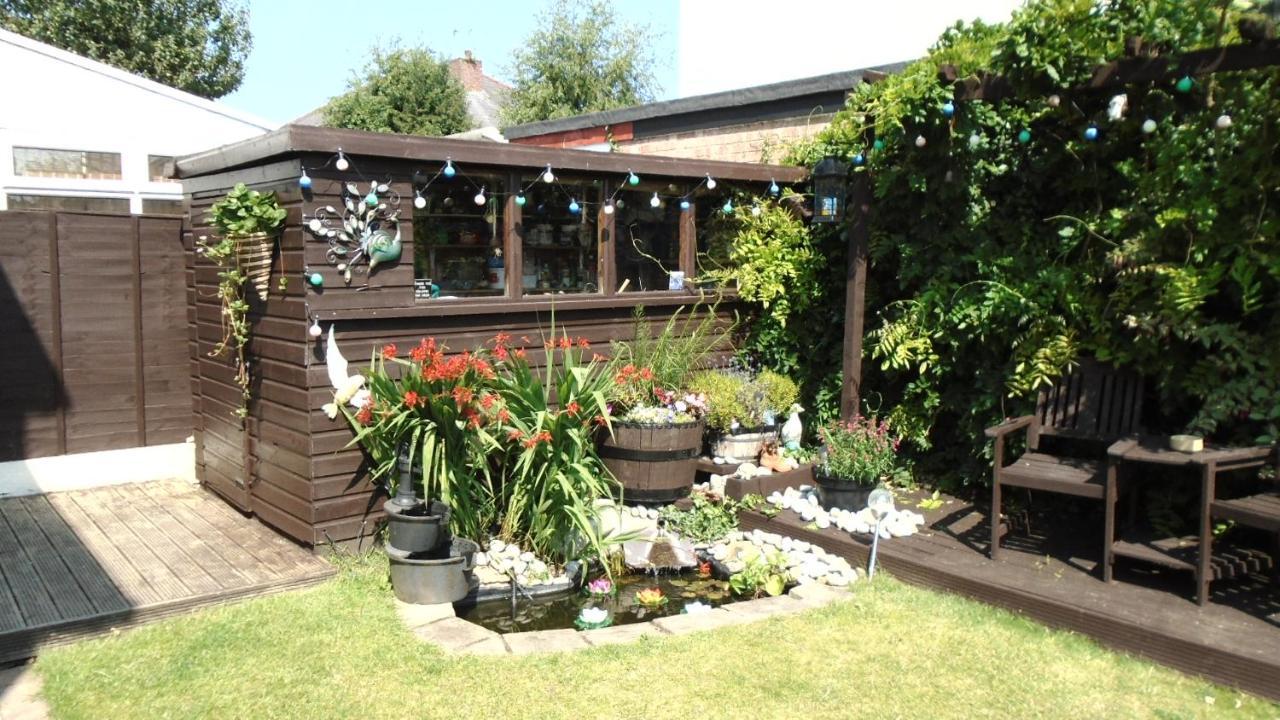 Tea In Liverpool - Private - Quiet - Ground Floor - En-Suite - Walk-In-Shower Экстерьер фото